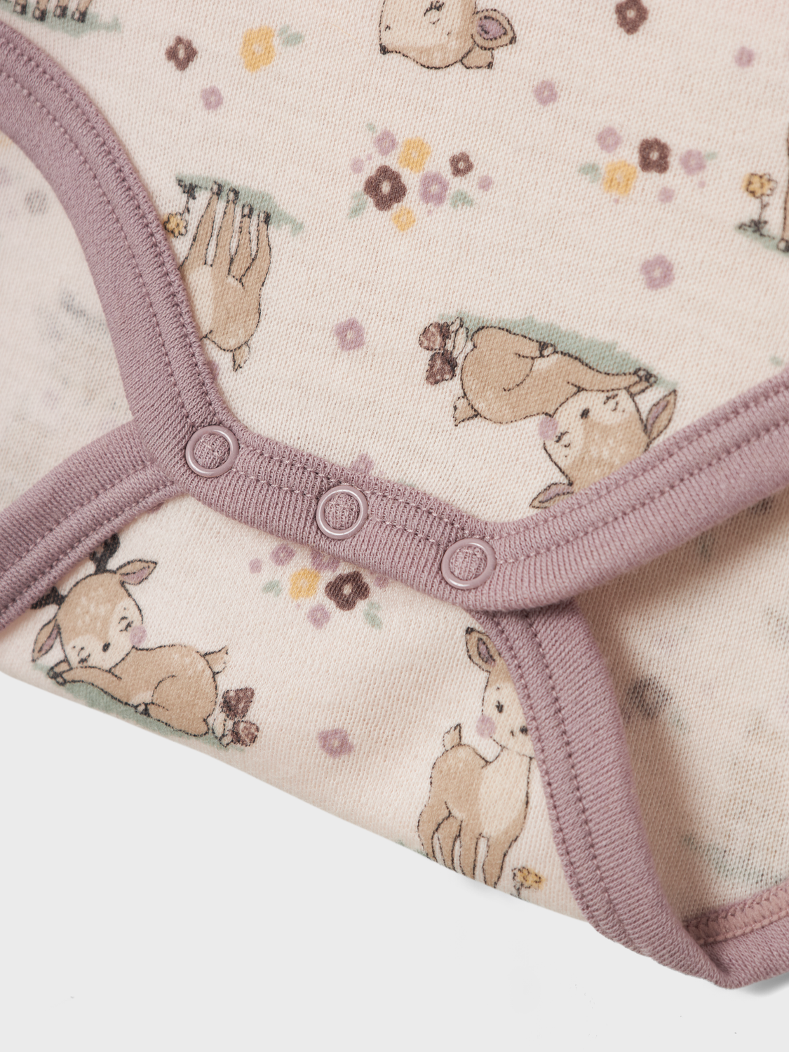 model_shot-front_full